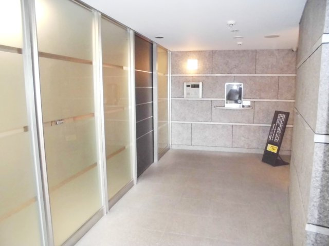 根津南シティタワーのエントランス|エントランス