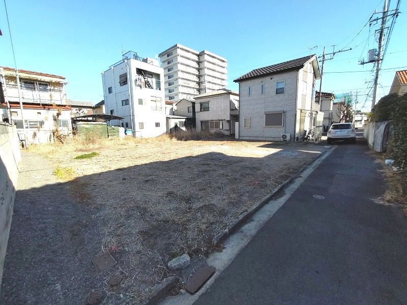 高崎市請地町　全２区画　売地の前面道路含む現地写真