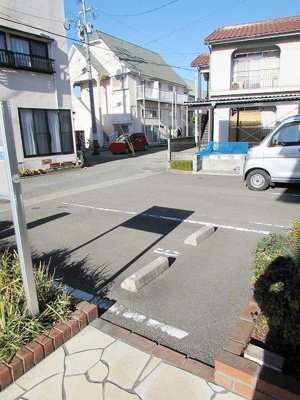 【駐車場】 | メゾンソレイユ