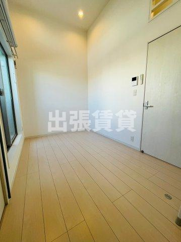 仲介手数料0円PRECIOUS　STORYの居間・リビング