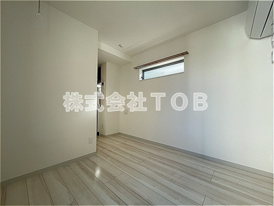 【洋室】 | ラフィネ芦花公園A