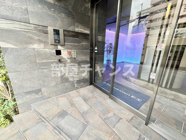 プレミアムコート新栄のエントランス