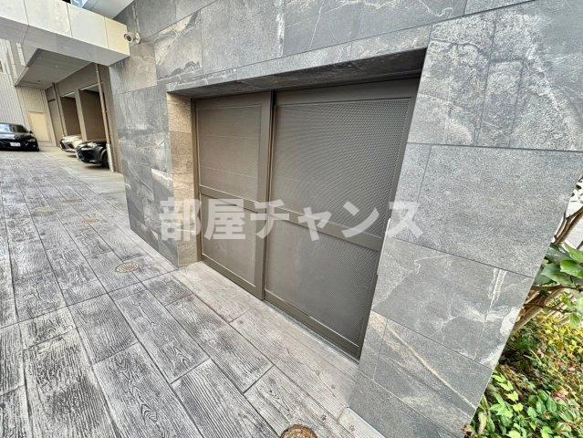 プレミアムコート新栄のその他