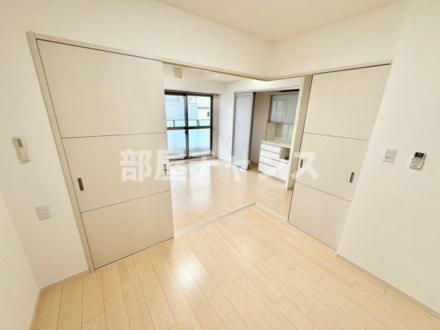 プレミアムコート新栄の寝室