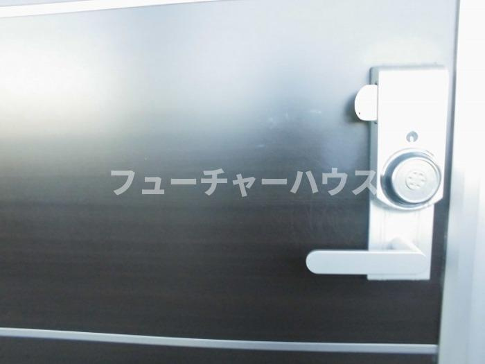 シュエット　ププレの玄関