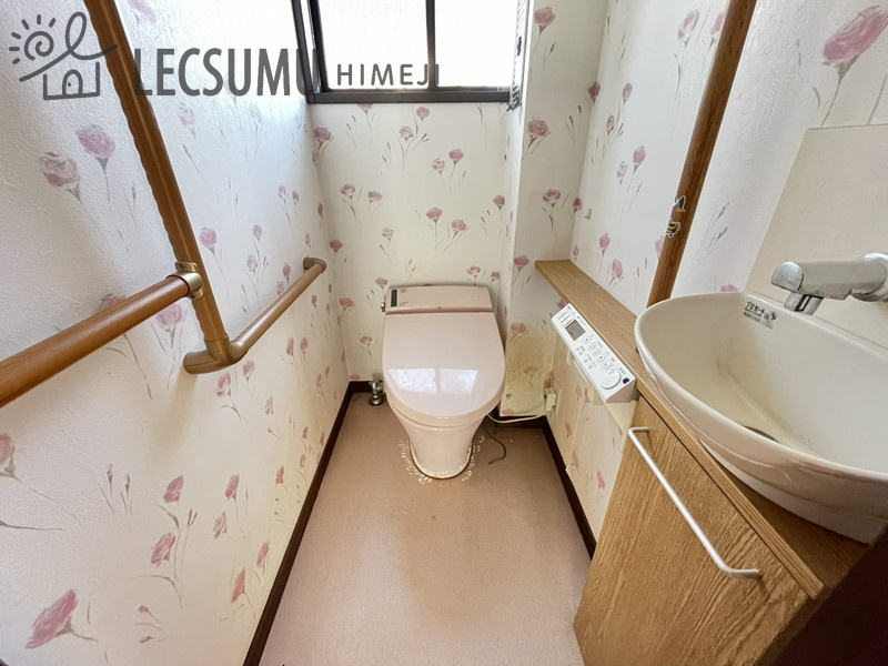 姫路市香寺町田野／中古戸建のトイレ