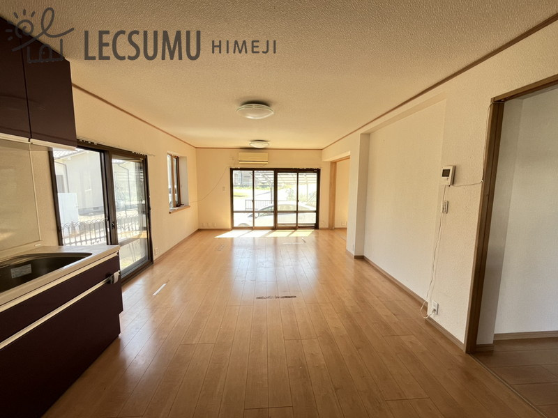 姫路市香寺町田野／中古戸建の居間・リビング