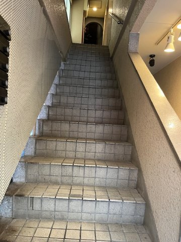 アクトワールドビルのロビー