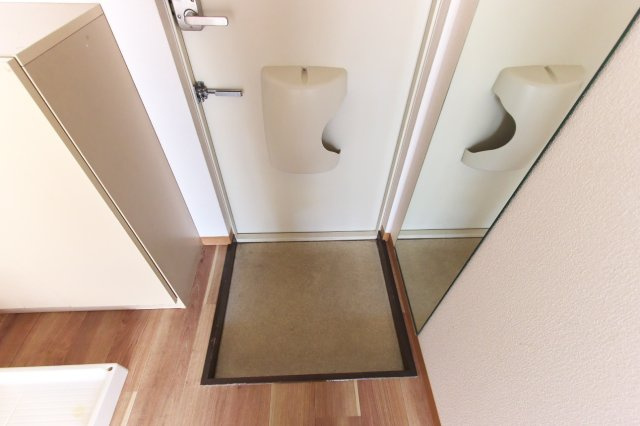 ベルメゾン・スギⅠの玄関