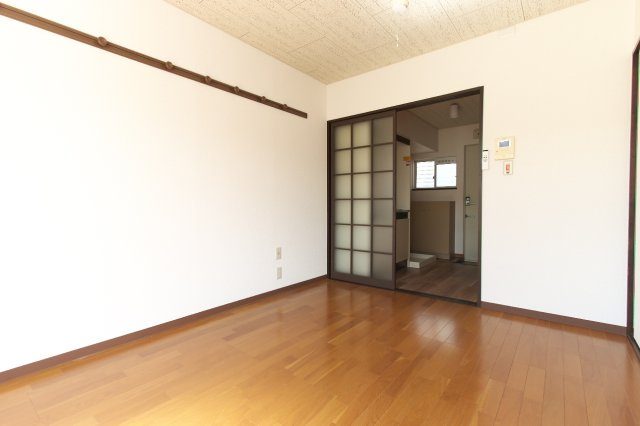 ベルメゾン・スギⅠの居間・リビング