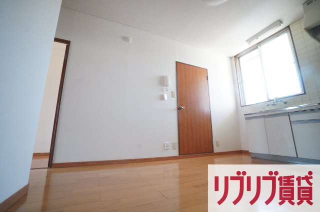 アトレⅡの居間・リビング