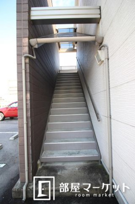 【エントランス】 | サープラス梓