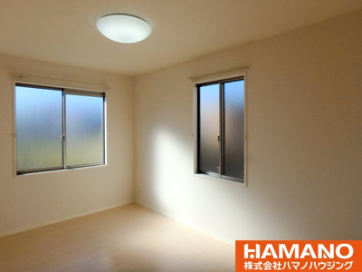 【寝室】 | パストラルヒルズB | 使い勝手のいい寝室です