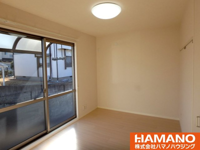 【居間・リビング】 | パストラルヒルズB | ゆったり過ごせる居間です