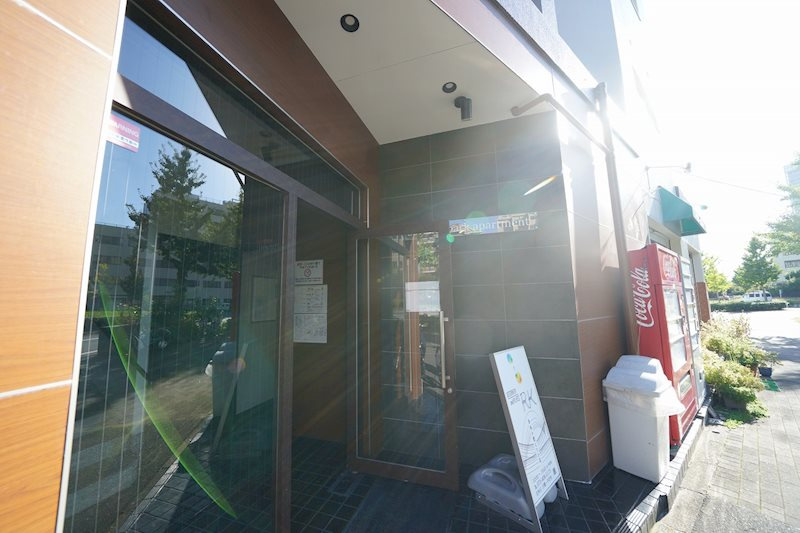 セブンスパークアパートメントのエントランス