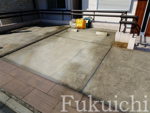 目黒区中根1丁目戸建の駐車場