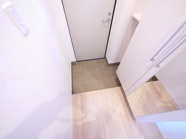 ルナ　ハイツⅢの玄関|シンプルで使いやすい玄関です