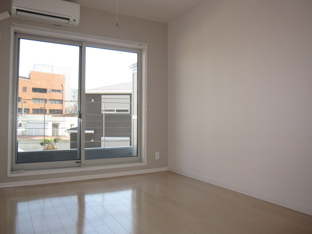 神戸山手アパートメントの居間・リビング