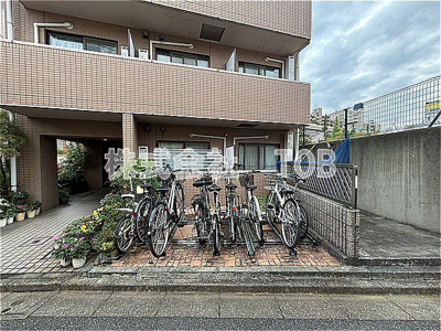 【その他共用部分】 | グランディール佐藤 | 自転車置き場