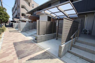 【設備】 | ソル・ラトゥール | 各部屋駐輪場