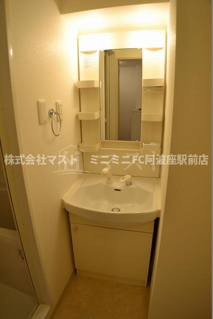 ＯＲＹＺＡ肥後橋の洗面所