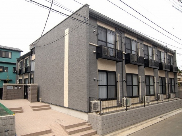 レオパレスブランデール島根の外観