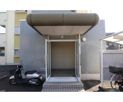 【エントランス】 | エステートピア吉田