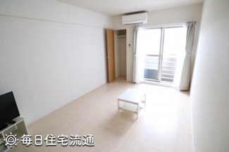 【居間・リビング】 | クレイノ翼