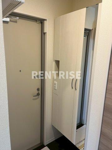 シュエット Ａの玄関
