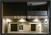 BASE NAMIYOKEのエントランス