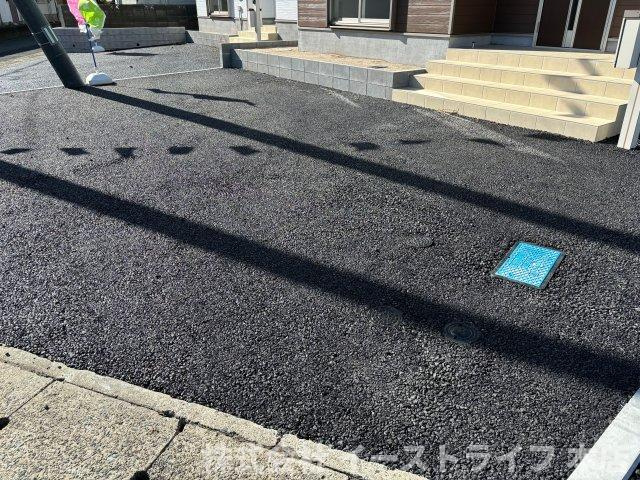 【子育てエコホーム支援事業対象物件】植田町第18の駐車場|カースペースです。