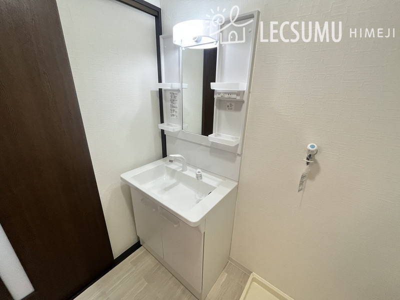 ライオンズマンション姫路西今宿の独立洗面台