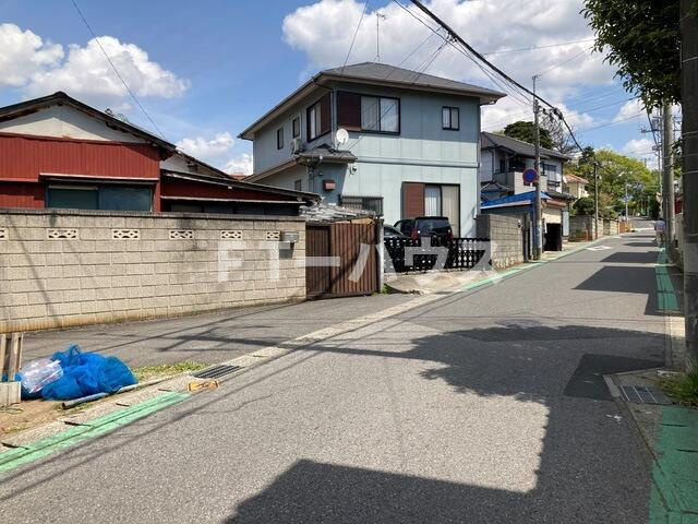 クレフラスト新検見川Ｂの駐車場