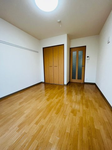 仲介手数料０円！！South Valley浅間の居間・リビング