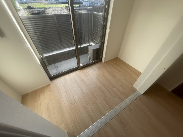 コントレイル糸引のバルコニー