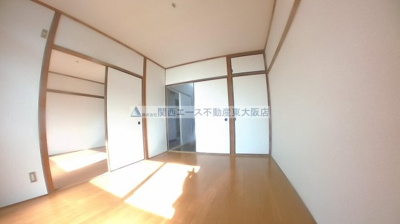 【洋室】 | ヴィラサンライズ