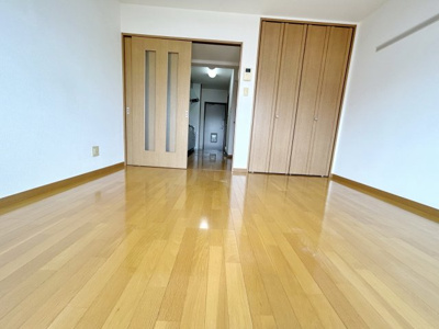 【居間・リビング】 | ジャン・リール