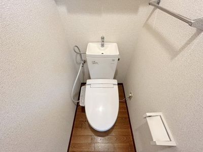 【トイレ】 | ジャン・リール