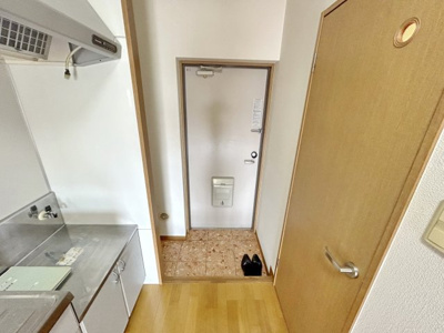 【玄関】 | ジャン・リール