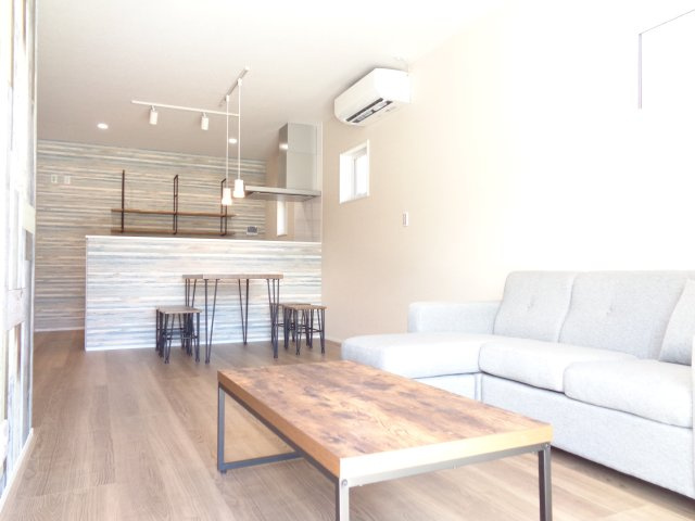 【発電・温水設備】 | 松阪市川井町　建売分譲住宅Ｄ号棟 | 太陽光発電システム8.28kW　ソーラーパネル搭載