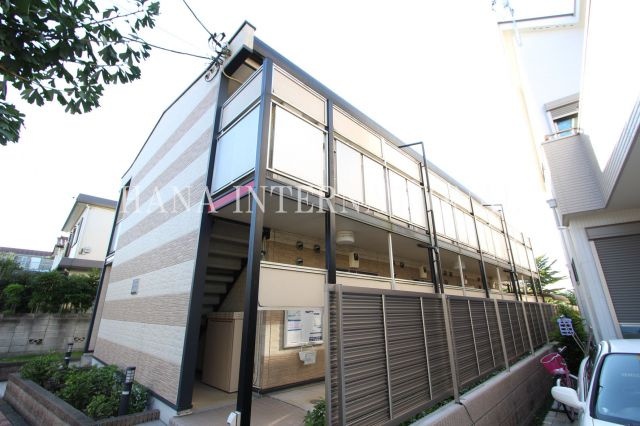 レオパレスアーベントロートの外観