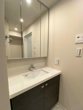 【独立洗面台】