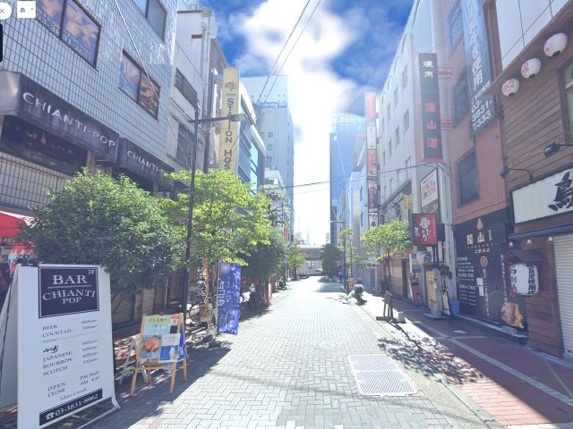 DUKEビルの周辺