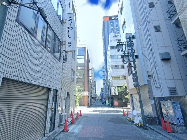 DUKEビルの周辺