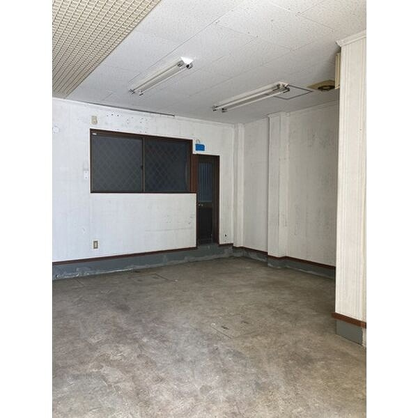 公園ハイツの内装