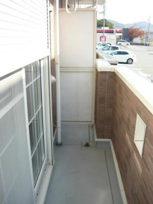 【バルコニー】 | グレイスＮＫ | お洗濯にも便利なバルコニー付き