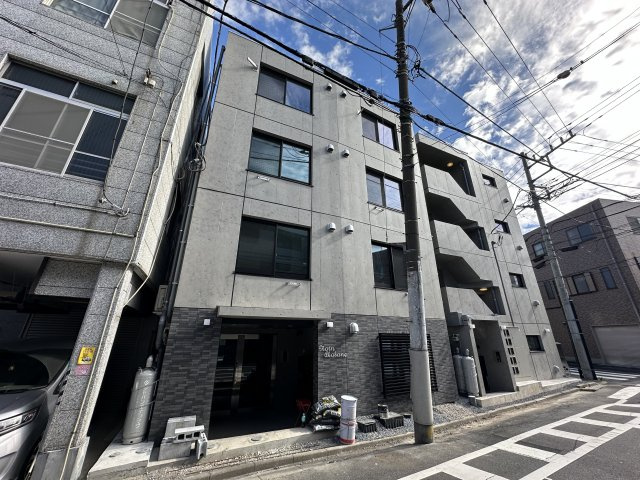 Norn Akabaneの外観