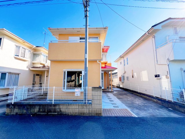 邑楽町大字中野　中古住宅の外観
