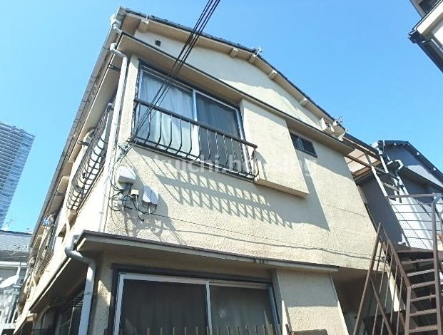 ハイツ池袋A棟の外観