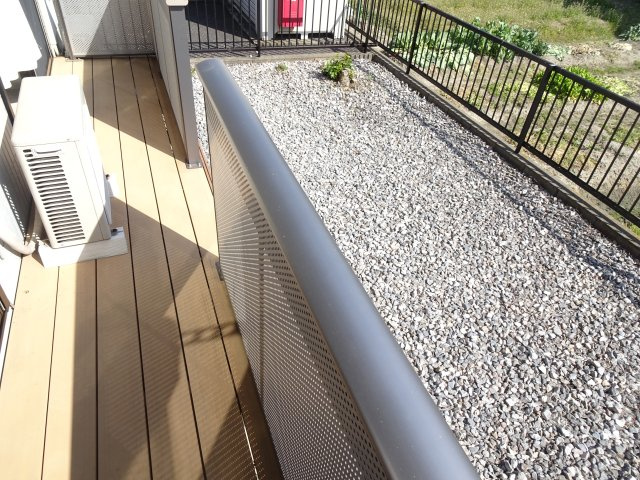 スカイ・コーポの庭